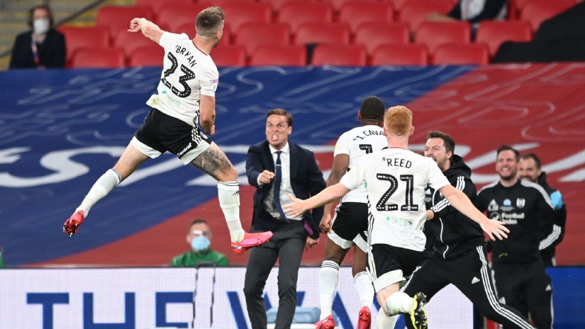 起了足球爱 起了足球爱